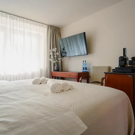 Couette-café Riva 3*