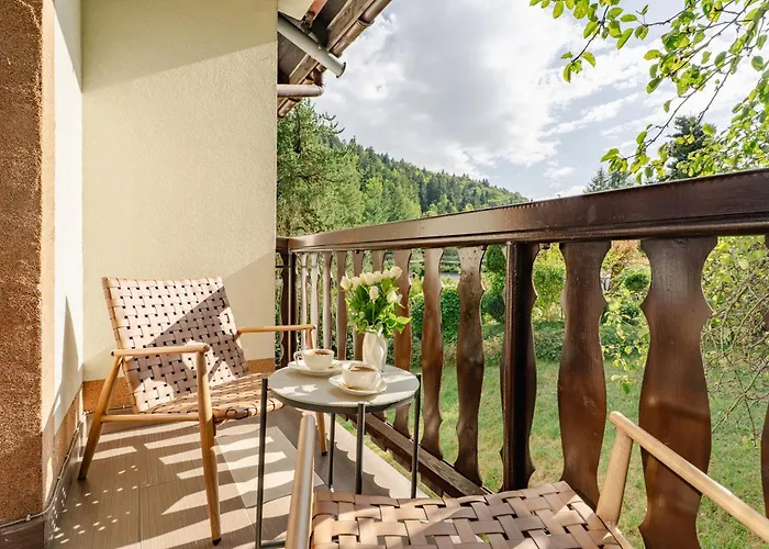 לינה וארוחת בוקר Riva