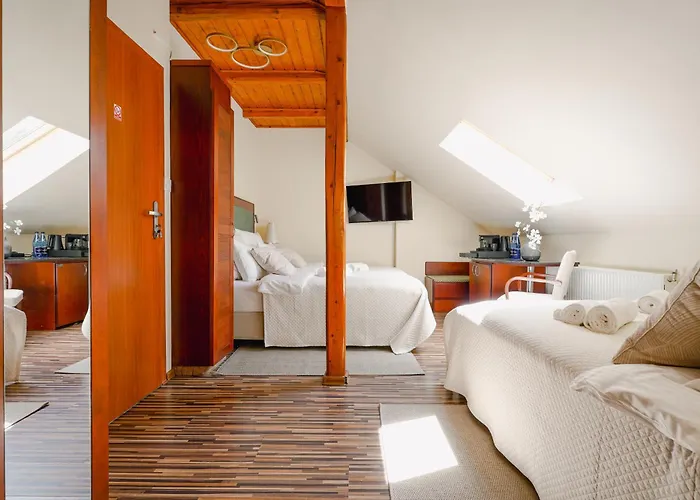 לינה וארוחת בוקר Riva